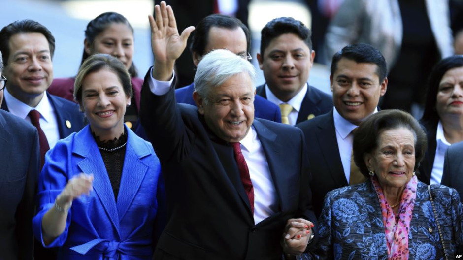 Llamada de Trump, Presupuesto 2019, programa de salud, todo esto y más en conferencia matutina de AMLO
