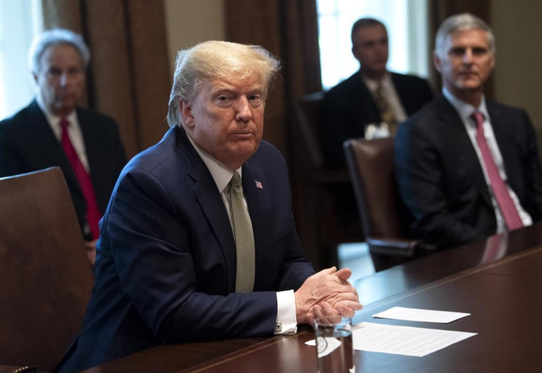 Donald Trump anuncia el cierre temporal de la frontera de EU con Canadá