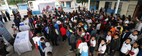 Con brigada “Bienestar Social en tu Escuela” benefician  a 460 alumnos de primaria José María Cárdenas