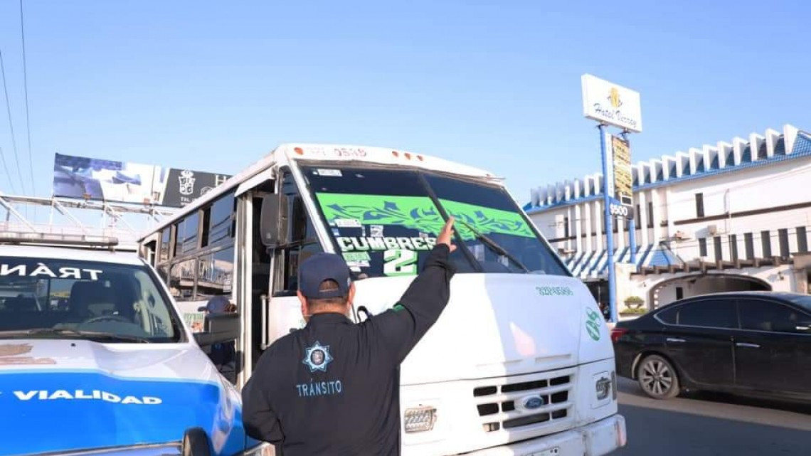 Difunde Gobierno Municipal medidas de prevención de la salud en transporte público