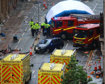 Atropellan a multitud en las celebraciones del título del Liverpool