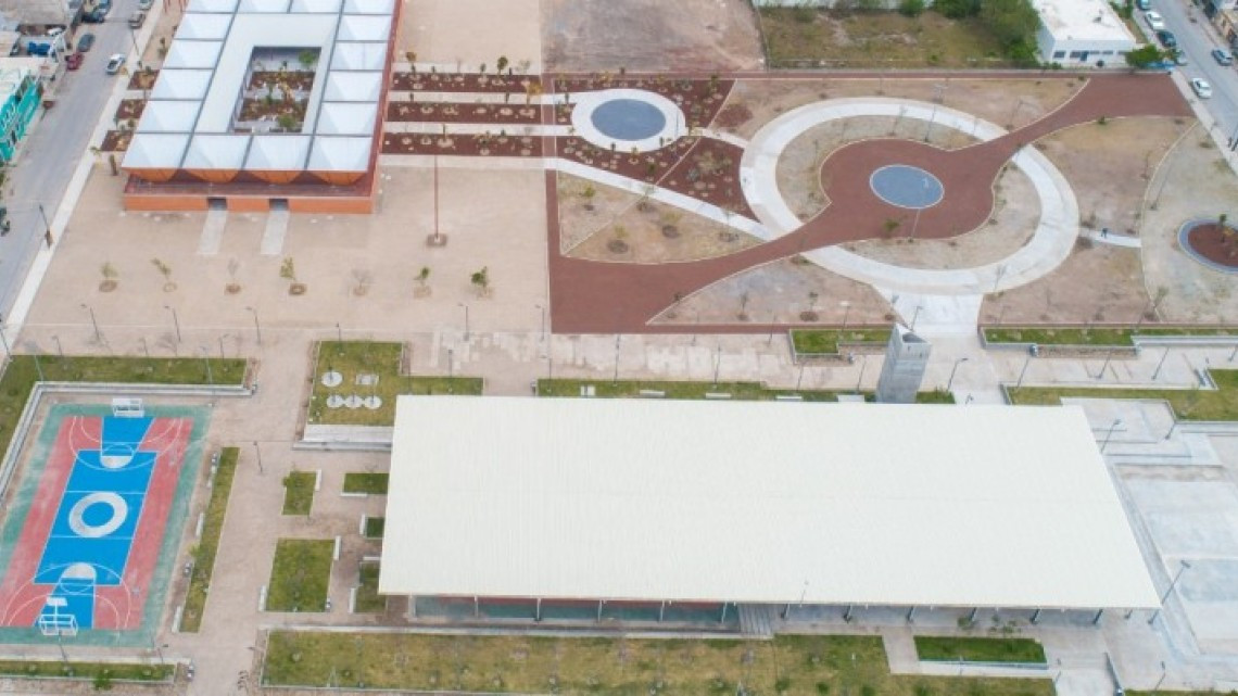 Inauguran y entregan a nuevos microempresarios el mercado público “Catarino Erasmo Garza”