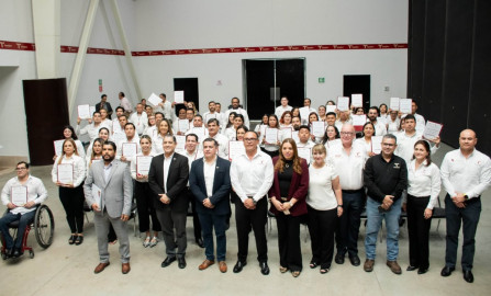 Entregan certificados como mediadores públicos a personal del Centro de Conciliación Laboral de Tamaulipas