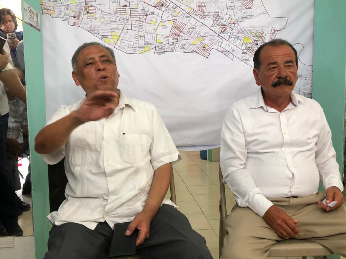 Pide Carlos Eliud voto por voto en el distrito 12