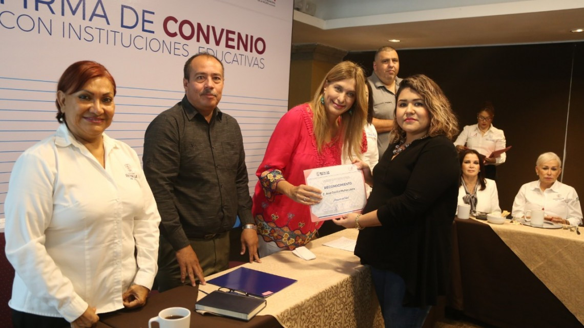 Municipio e Instituciones Educativas firman convenio