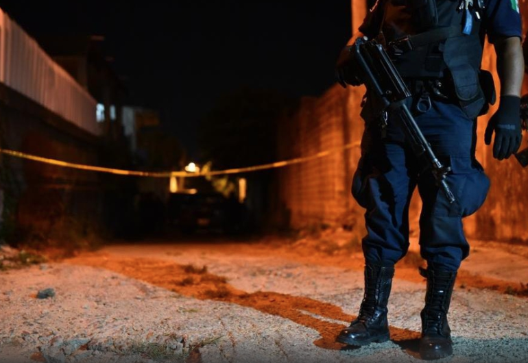 Venganza entre cárteles, principal línea de investigación de masacre en Minatitlán