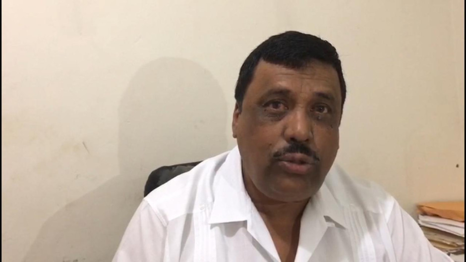 Maestros jubilados confían en obtener incremento a bono anual