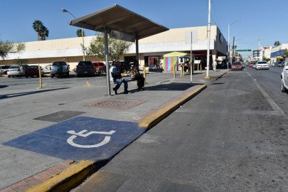 Exhorta Municipio a respetar los espacios de estacionamiento para personas con discapacidad