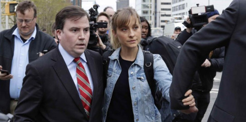 Actriz de Smallville sale bajo fianza