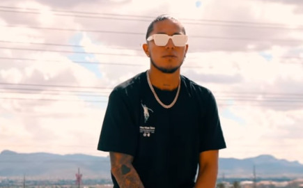 "Titán", la nueva canción de Carlos Salcedo