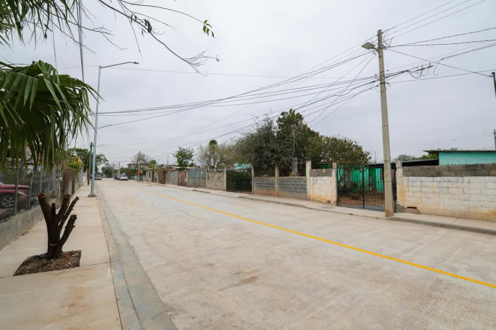 Inauguró Carlos Peña Ortiz pavimentación por más de 4.6 MDP en la colonia Satélite