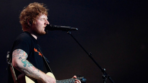 Ed Sheeran está comprometido 