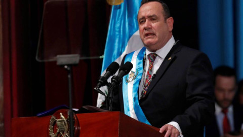 Presidente de Guatemala da positivo a COVID-19 