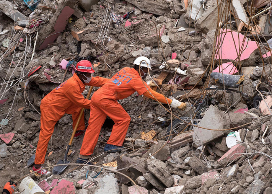 Sube a 2 mil 189 la cifra de muertos por el terremoto de Haití