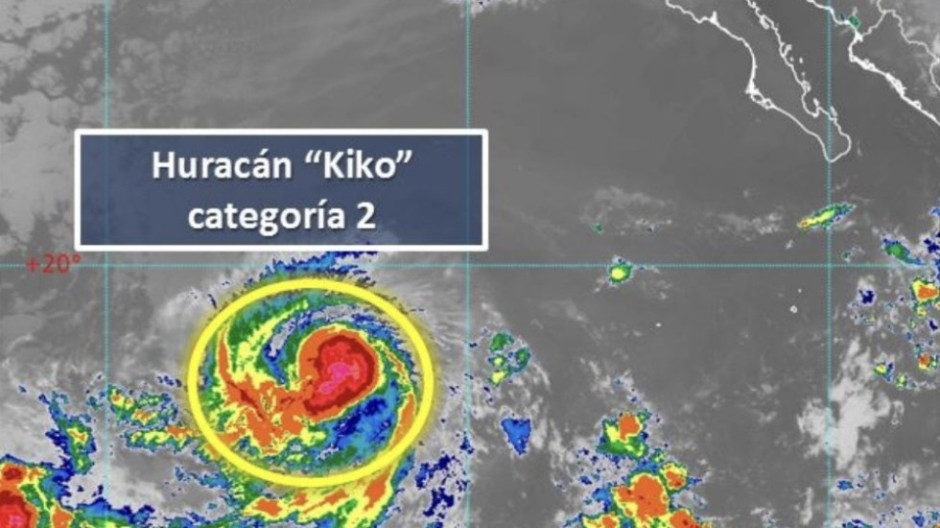 Kiko, de categoría 2, se aleja de las costas de México