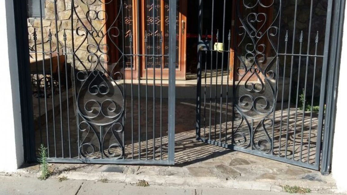 Ex gobernador de Chihuahua interpone queja después de cateo a propiedades de Duarte