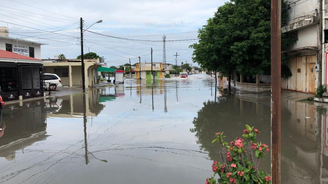 Lluvia inunda zonas bajas de Matamoros 