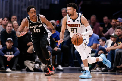 Nuggets supera 114-105 a Spurs e igualan serie en playoffs de la NBA