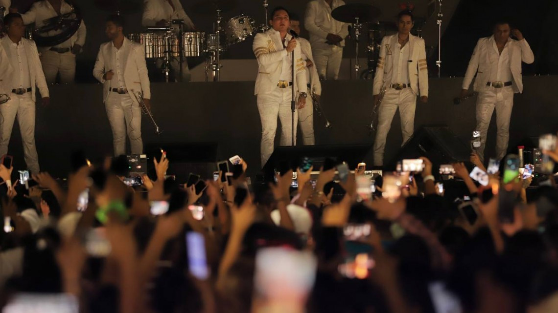 Celebran 174 aniversario de NLD con campechaneada