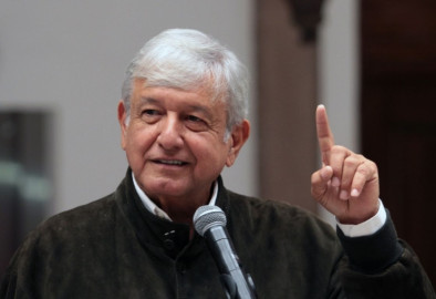 AMLO presenta proyectos para el bienestar y la felicidad del pueblo   