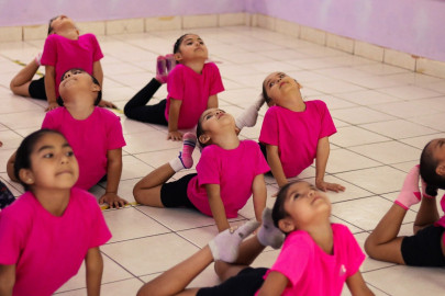 Promueve sistema DIF activación física infantil a través de taller de danza moderna