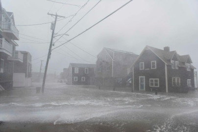 Cinco muertos por ciclón bomba en EU