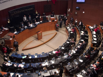 Buscan que AMLO solicite elaborar consultas ciudadanas