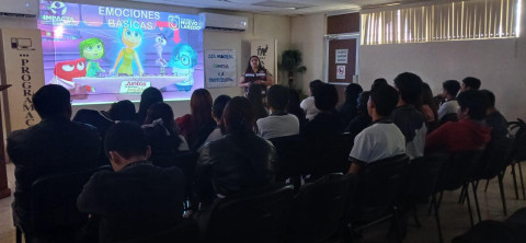 Intensifica impacta pláticas y asesorías para prevenir adicciones entre los jóvenes