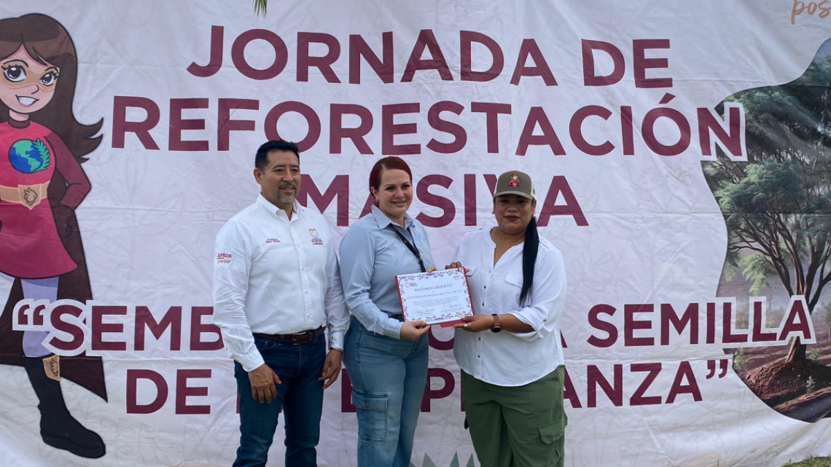 Cierran ciclo de reforestación 