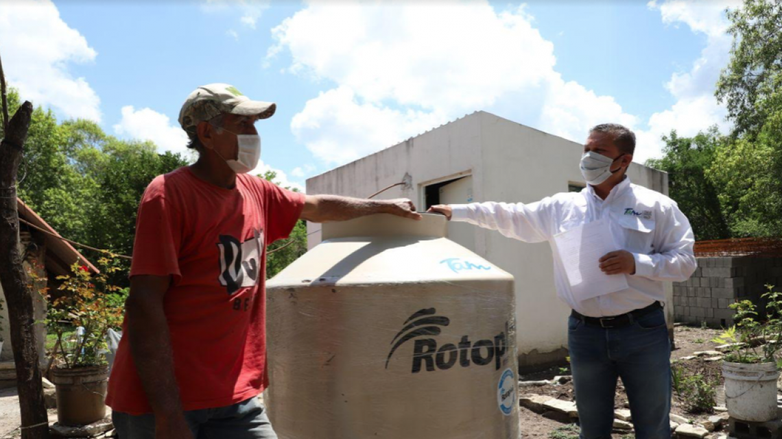 Entrega SEBIEN apoyos subsidiados a familias de Villa de Casas