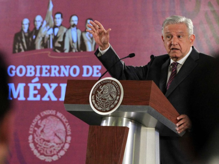 Medios, RE, maestros, esto y más, en conferencia de AMLO