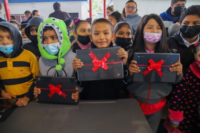 Aportó Municipio de Reynosa herramientas tecnológicas a escuela Himno Nacional 