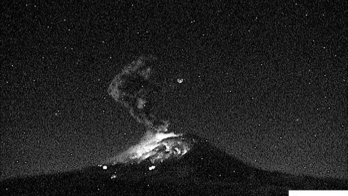 Volcán Popocatépetl registra fuerte explosión