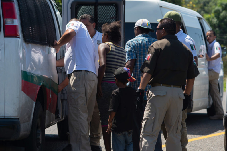 Retienen en Chiapas a migrantes centroamericanos