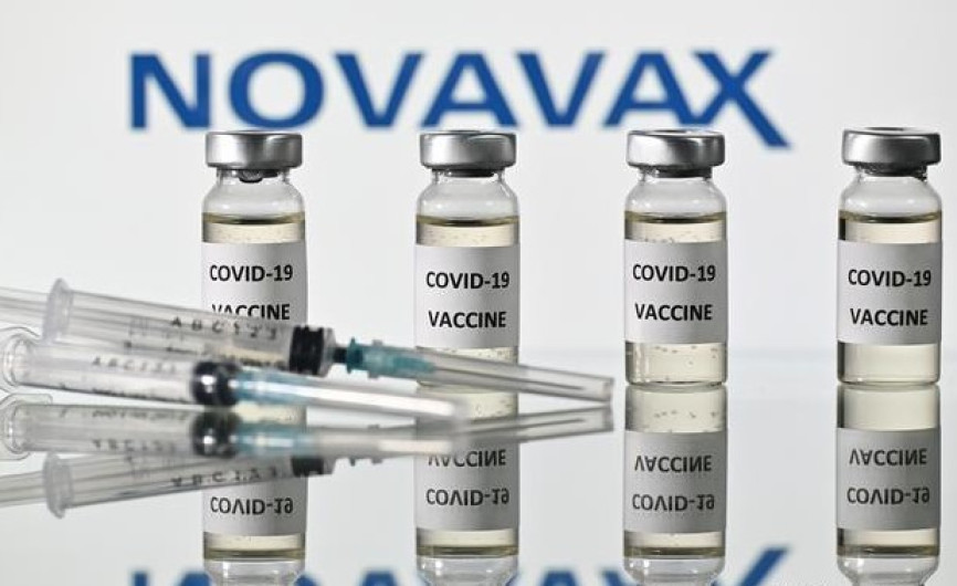Vacuna de Novavax registra 93% de efectividad contra variantes del COVID-19