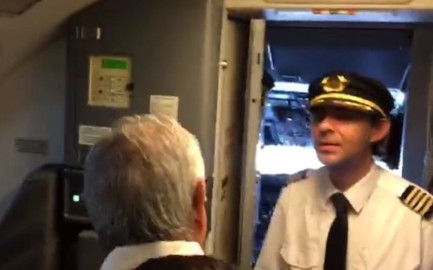 Aeroméxico solicita informe a piloto que pidió a AMLO reconsiderar Texcoco