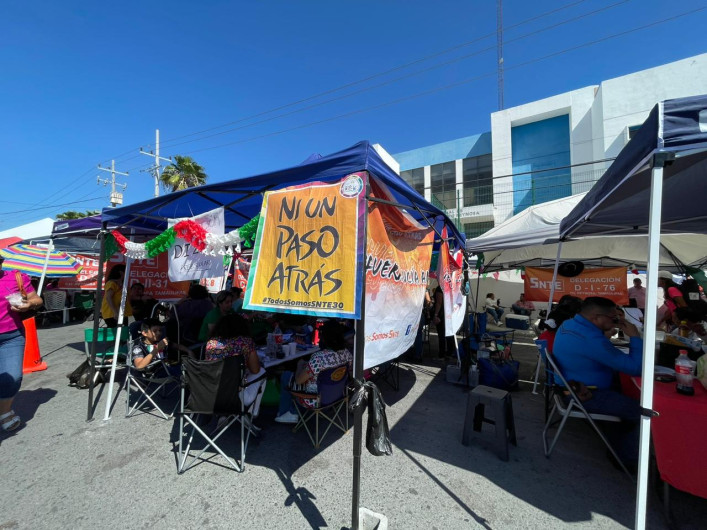 Lleva SNTE quejas de maestros ante la SEP