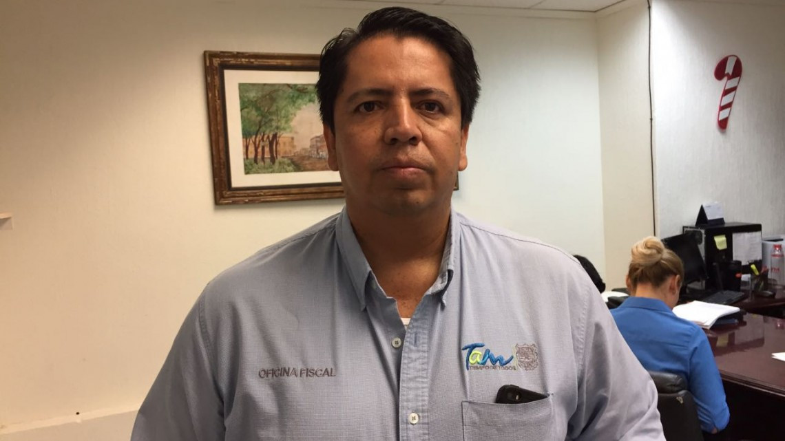 Abarrotan la oficina fiscal en Matamoros