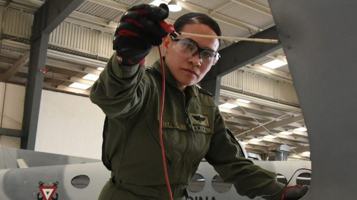 La primera tripulación femenina de la SEMAR 