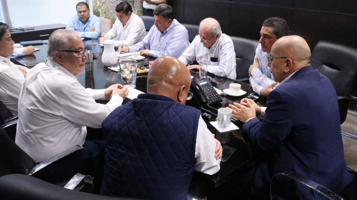 Reparar el dique el camalote, prioridad para solucionar problema del agua en zona Conurbada Sur