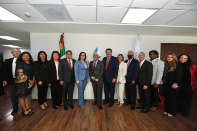 Impulsan Alcaldes de Nuevo Laredo proyecto del Río binacional ante autoridades  federales 