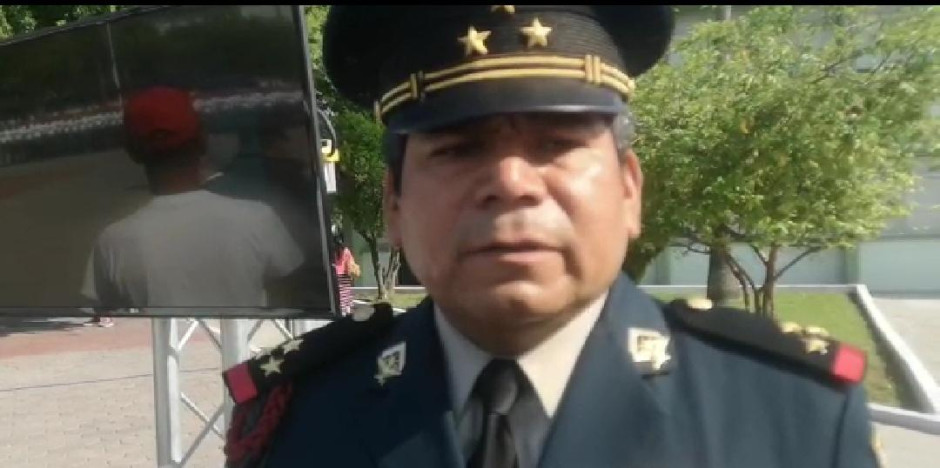 Conscriptos de la clase 2000 juran bandera