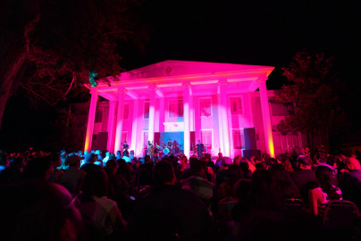 Disfrutan familias gran concierto de cuerdas en casa Longoria