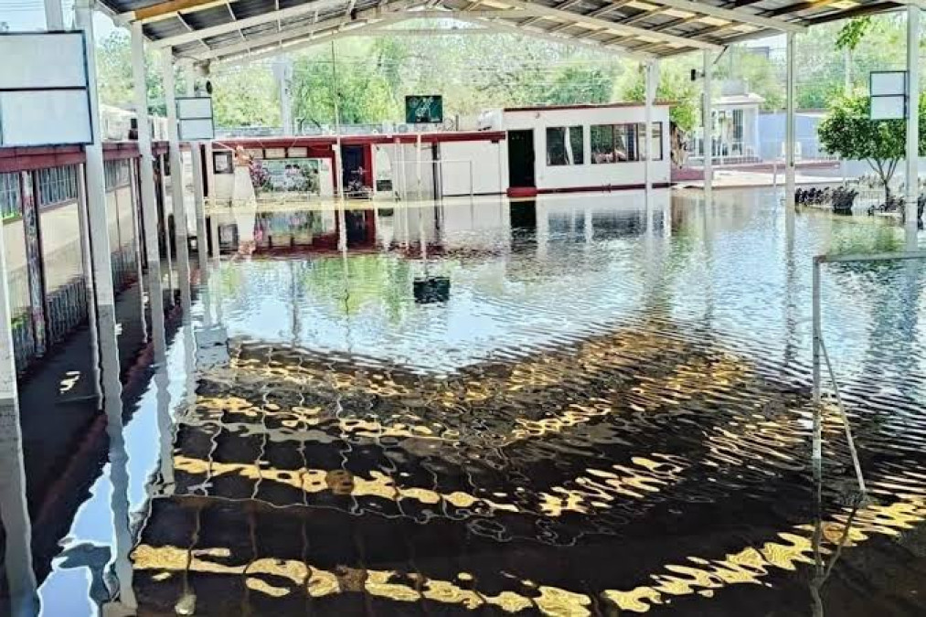 SET suspende clases y anuncia fechas de reanudación tras inundaciones 