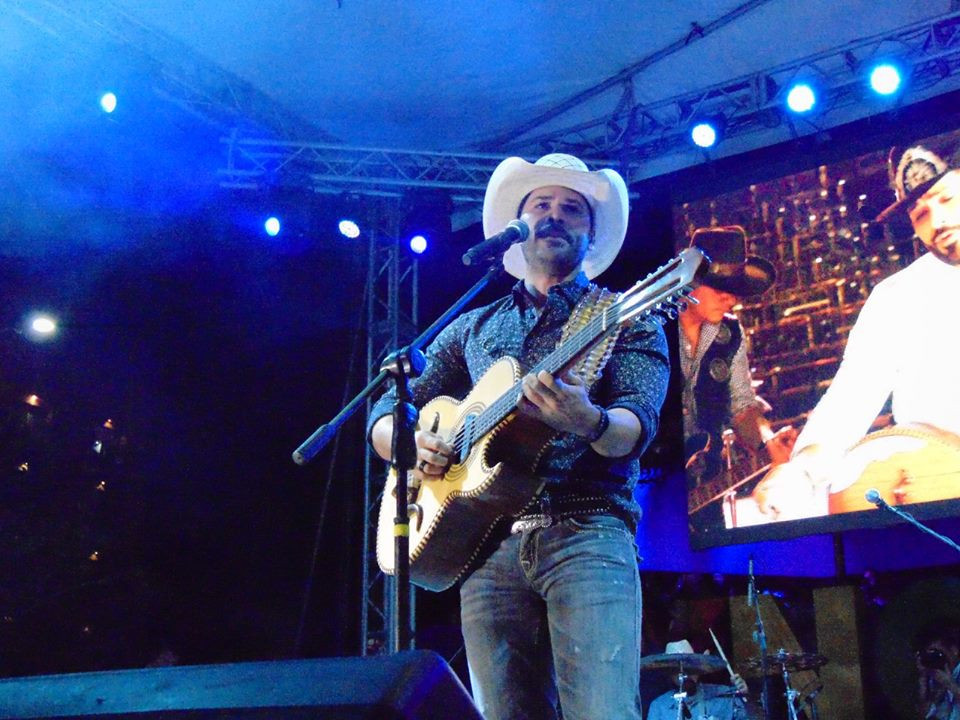 La Leyenda dando el grito en Reynosa
