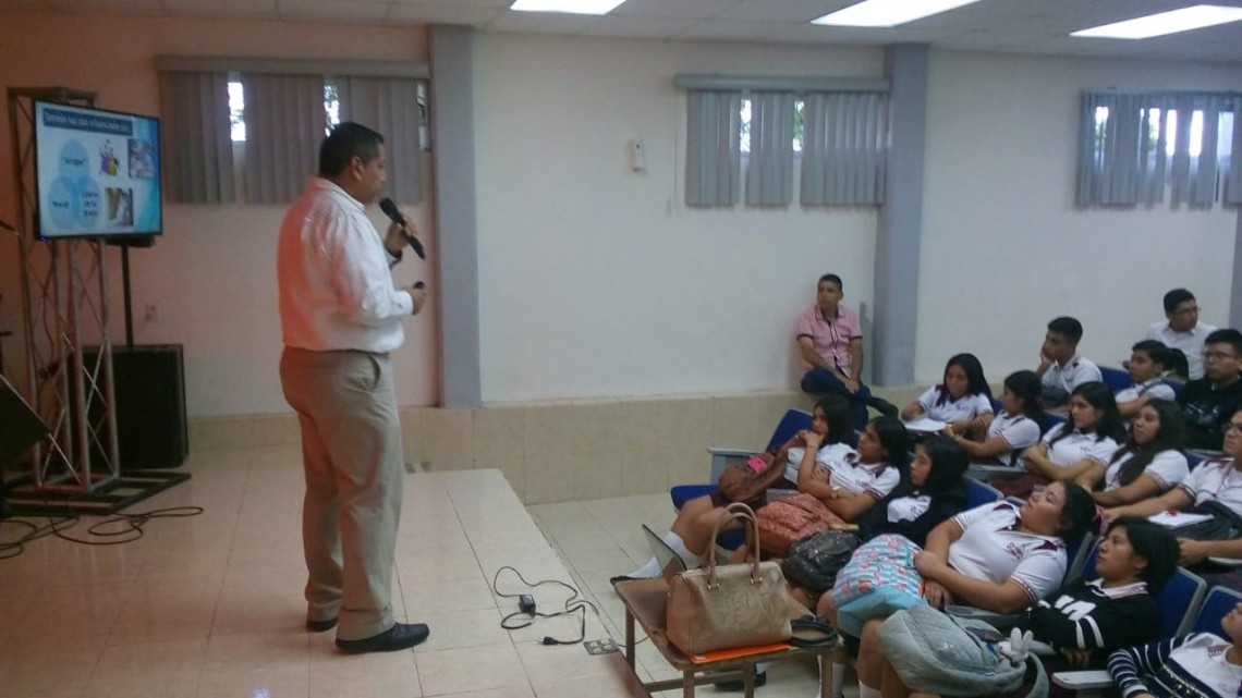 Con conferencias y eventos celebra el CBTIS 135 su 39 aniversario