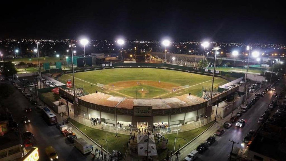 Vuelven los Tecolotes a la actividad en el parque de beisbol ‘La Junta’
