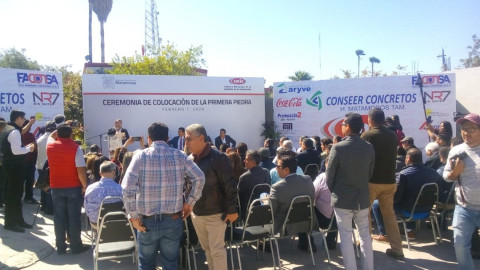 Colocan primera piedra del edificio de la CMIC en Matamoros