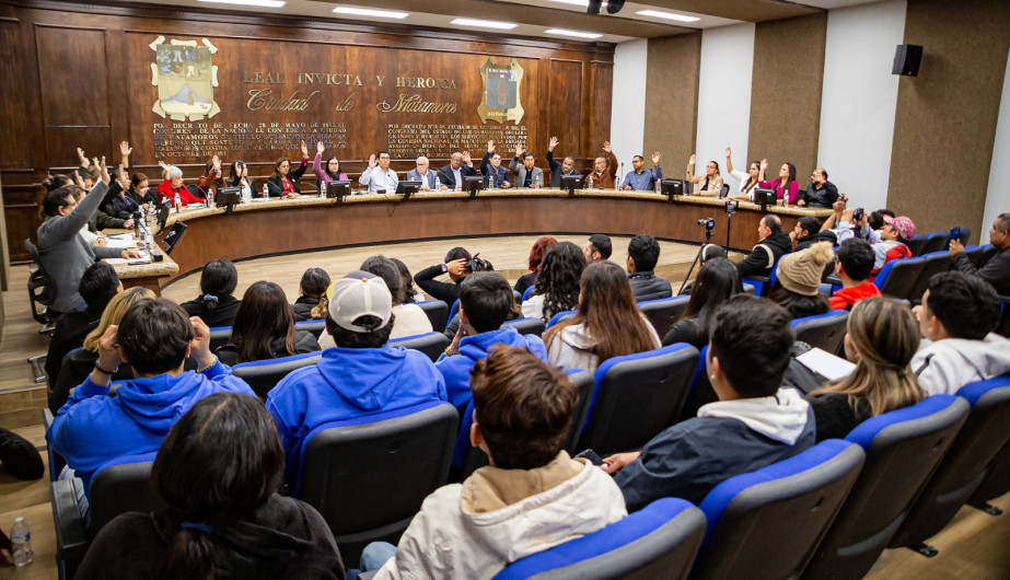 Preside Alcalde Mario López sesión de Cabildo; aprueban Presupuesto de Egresos para el 2024  