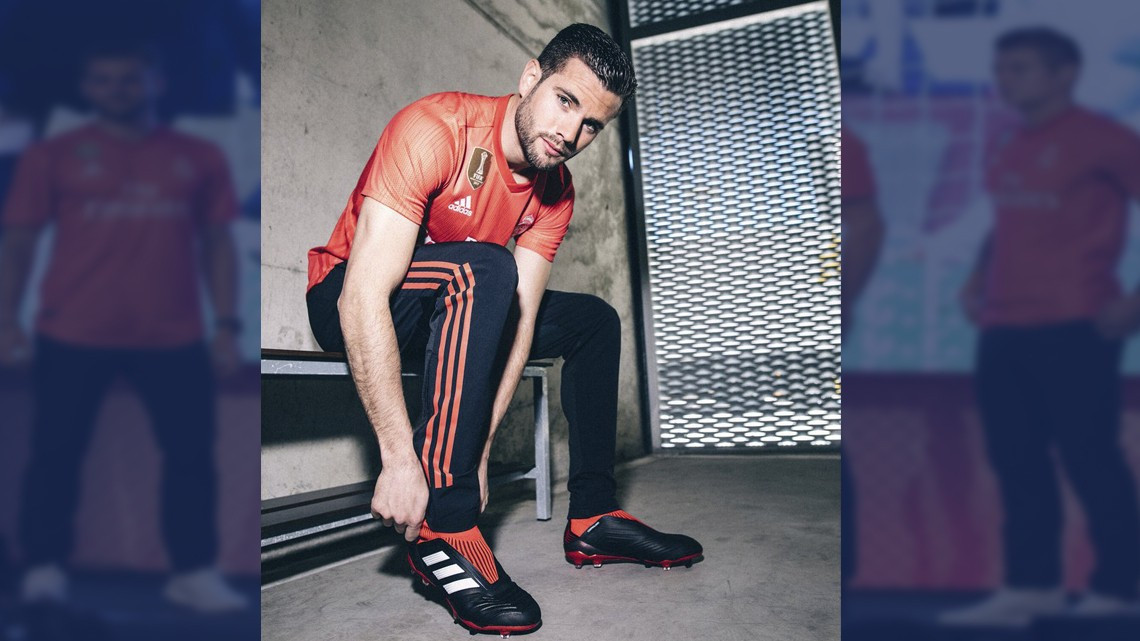 El tercer jersey del Real Madrid está hecho con plástico del océano